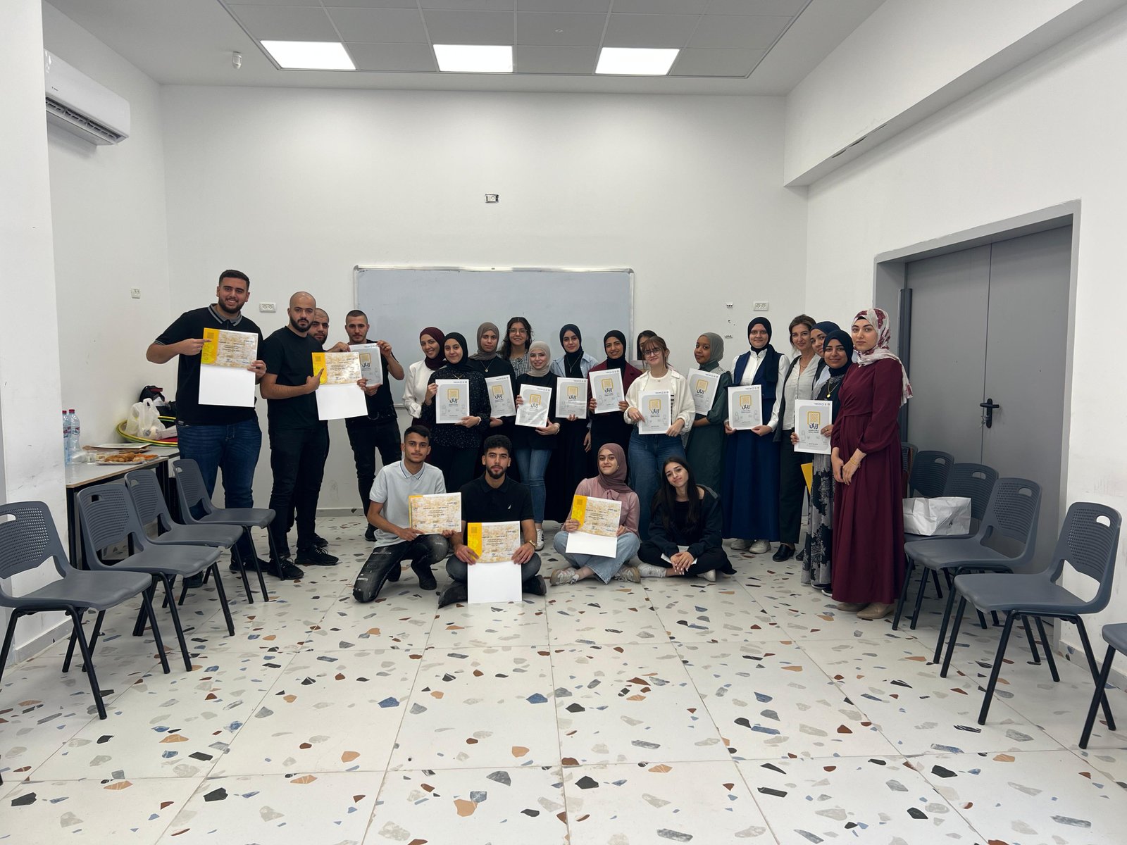 اختتام كورس لغة عبريه